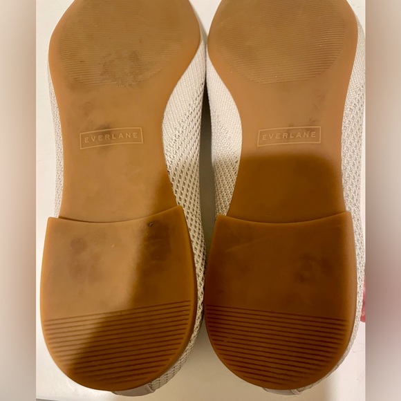 Everlane- The 40-Hour Flat in ReKnit - Picture 5 of 9